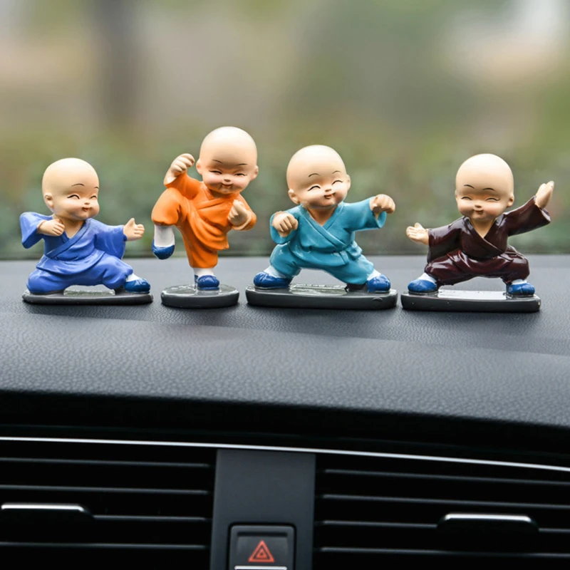 ERMAKOVA Resin Little Gongfu Monk Figurine Kung Fu Shaolin Monk Statue Home Office Car Dolls Decor Car Toy Accessories