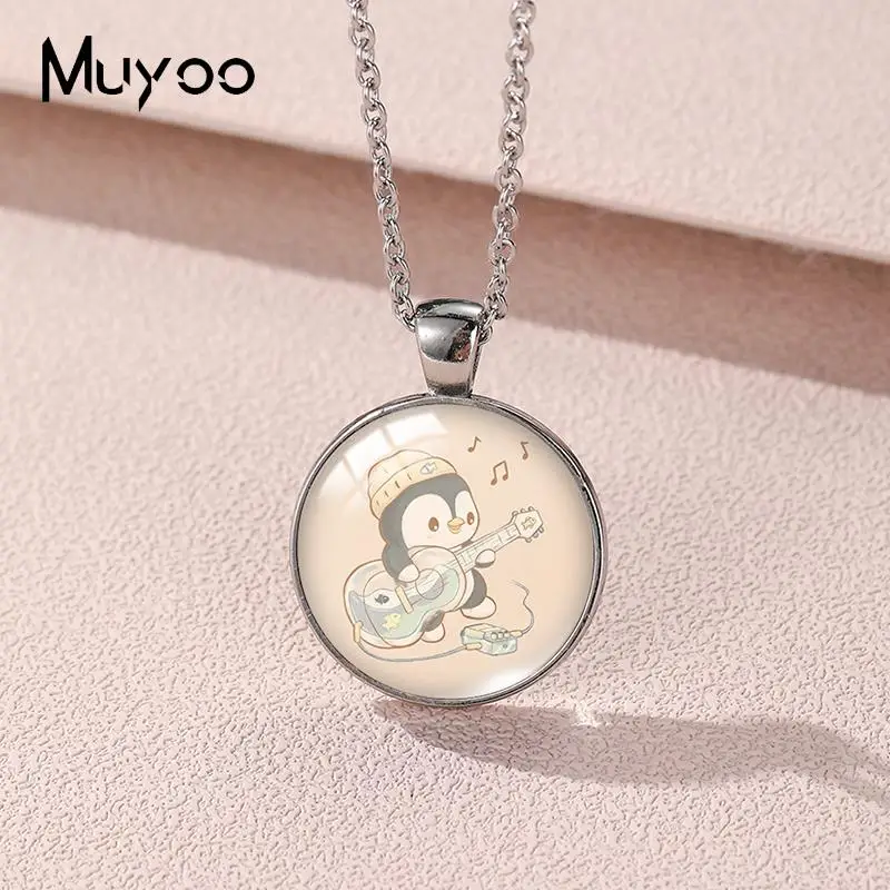 2023 New Cute Penguin Pendant Necklace Animal Art Round Photo Necklaces Glass Dome Jewelry Gifts