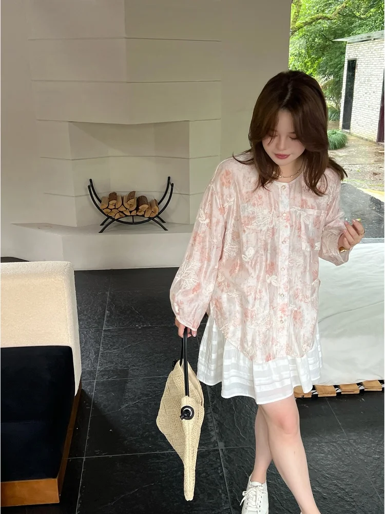 

Легкая летняя женская рубашка с вышивкой, защита от солнца, большие размеры, корейский стиль, свободный крой, круглый вырез, топ с длинными рукавами