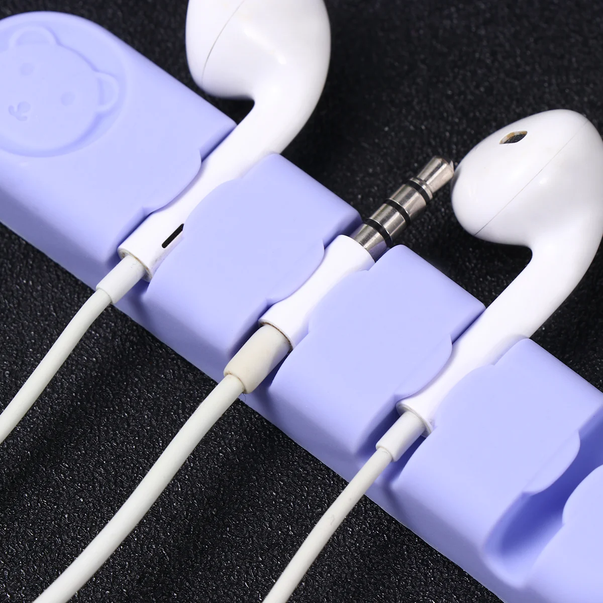 

2Pcs Data Cable Organizer Compact Cord Clips for Wire Arrangement on Computer Cell Phone Chargers Cable Management