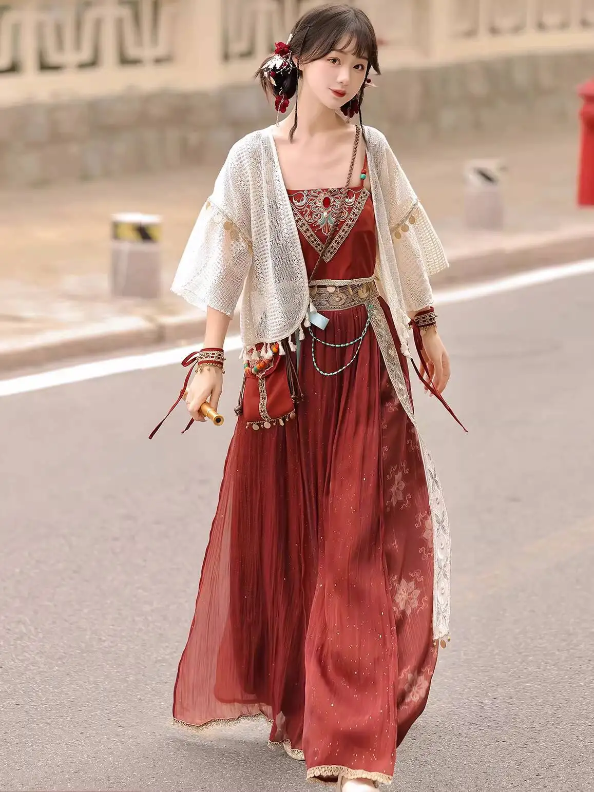 

Новый женский костюм Ханьфу: улучшенный экзотический стиль, брюки на бретелях, элементы Хань из Дуньхуана, для фестивалей, карнавалов, Хэллоуина, косплея, красный