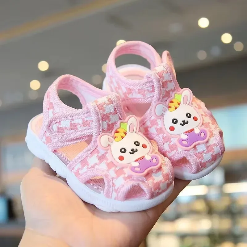Sandalias de bebé de 0-1-2 años, zapatos con dibujos animados, suela suave, zapatos antideslizantes para niños pequeños, zapatos para bebés, nuevo estilo de verano