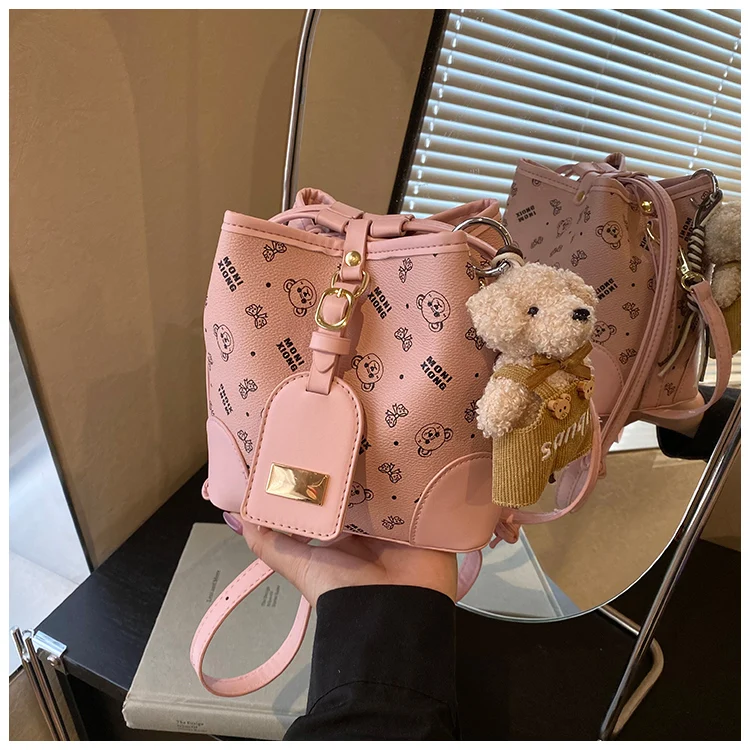 

Durable Leather Tote Bag For Women From Luxury Brand By Famous Designer, Elegant Messenger Handbag