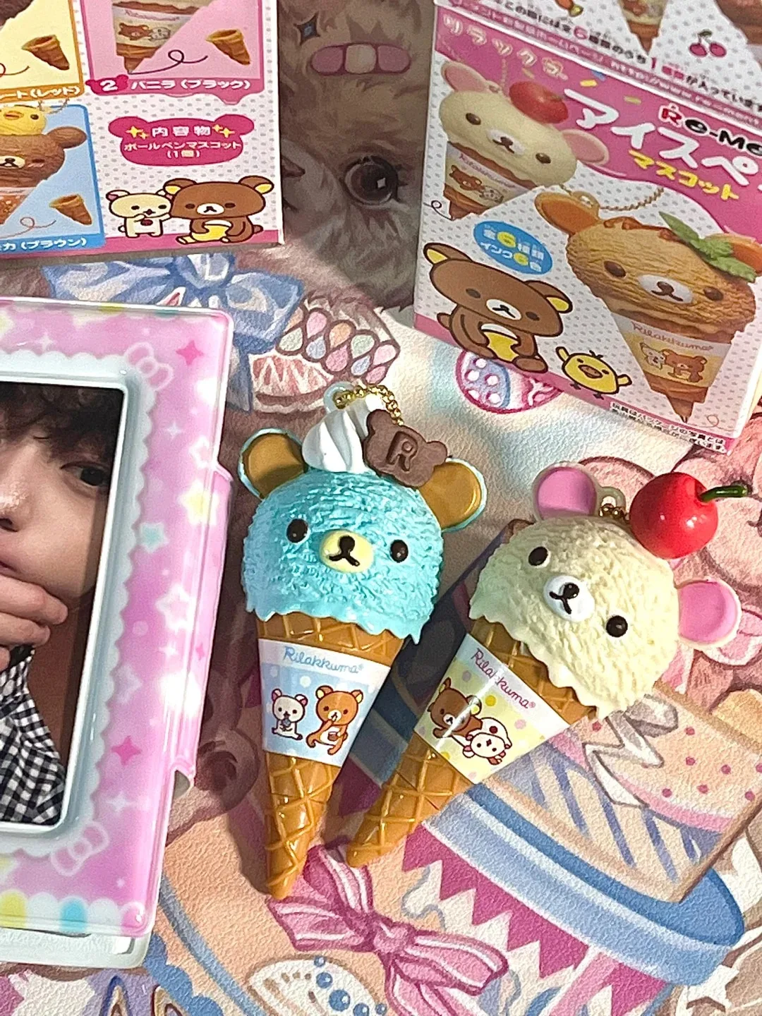 Cartoon beer hanger pop sleutelhanger simulatie kegel ijs ontwerp verzamelbare speelgoed blinde doos voor fans van animatiederivaten