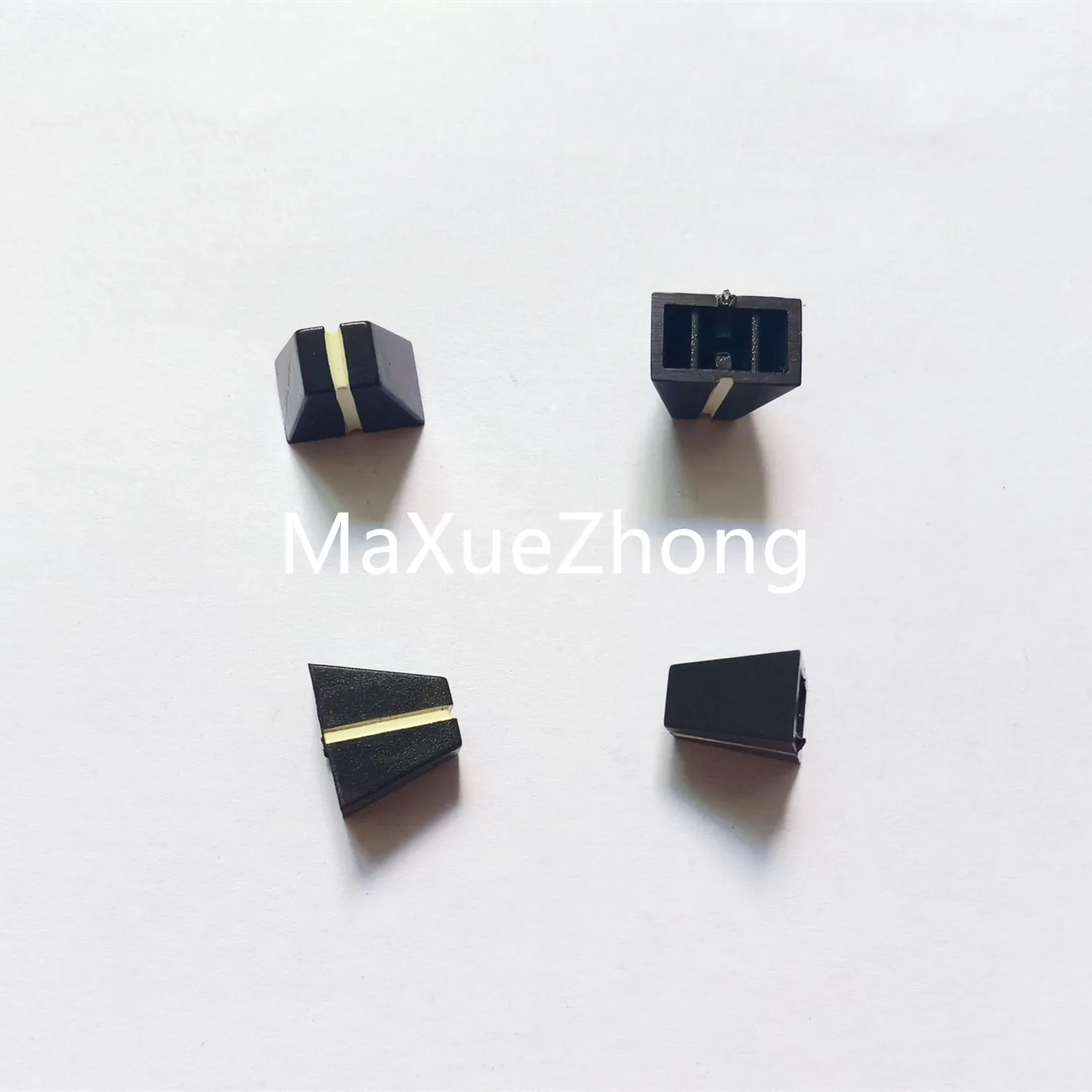 

Original new 100% straight sliding potentiometer knob cap fader console 4MM black tower type (switch)