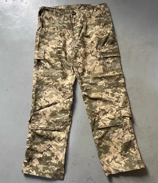 ウクライナ迷彩服男性用春服ジャケットとパンツ付き