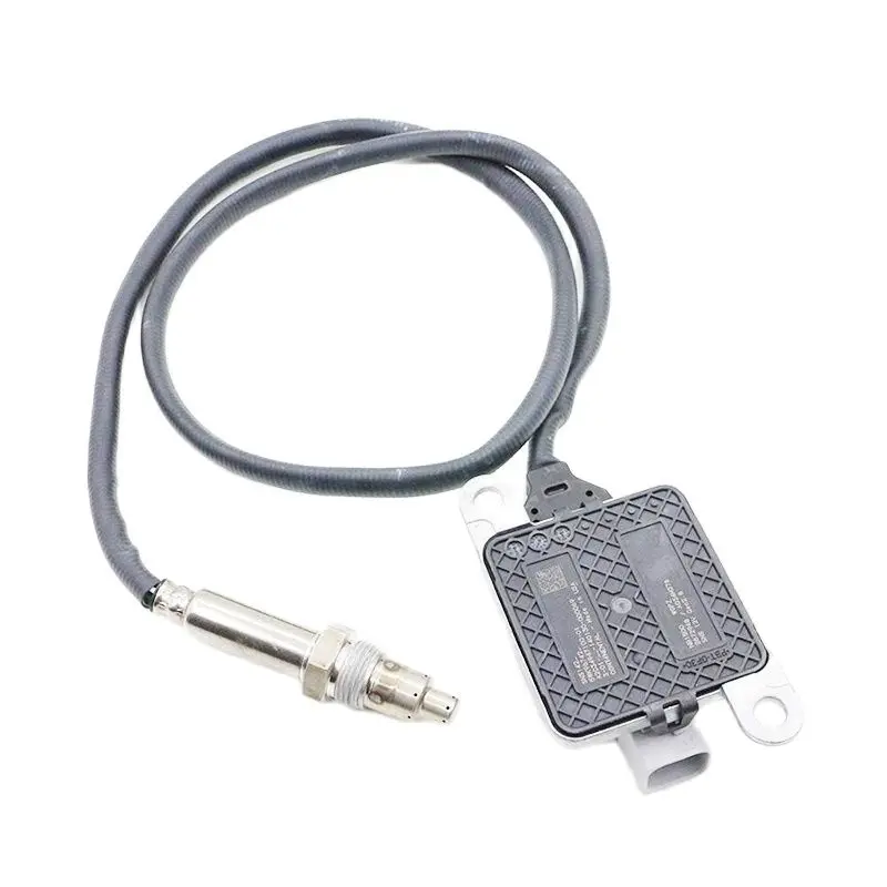 Truck NOx Sensor 2872948 5WK96742 Nitrogen Oxide Oxygen Sensor for Euro.6 Diesel Engine SCR Emission System