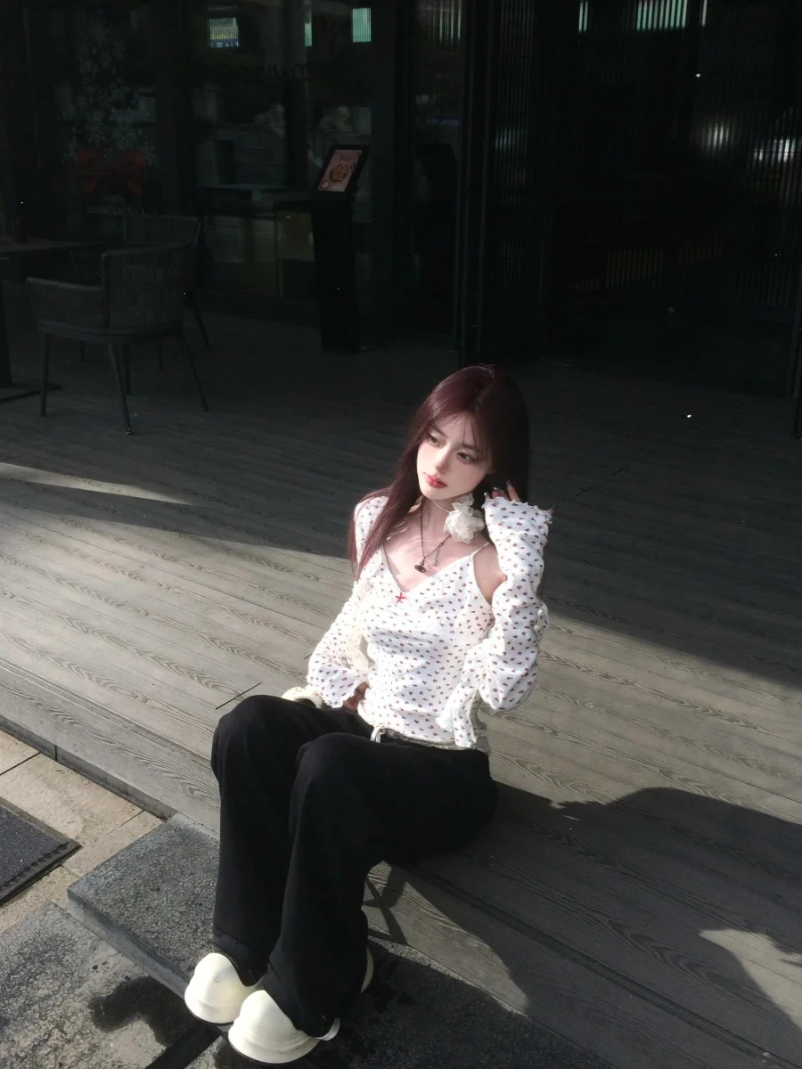 طقم وصيفة الشرف الأنيق بطباعة الزهور وأكمام طويلة، توب بحمالات رفيعة وكارديجان جميل للحماية من الشمس في الصيف، زي نسائي من قط...