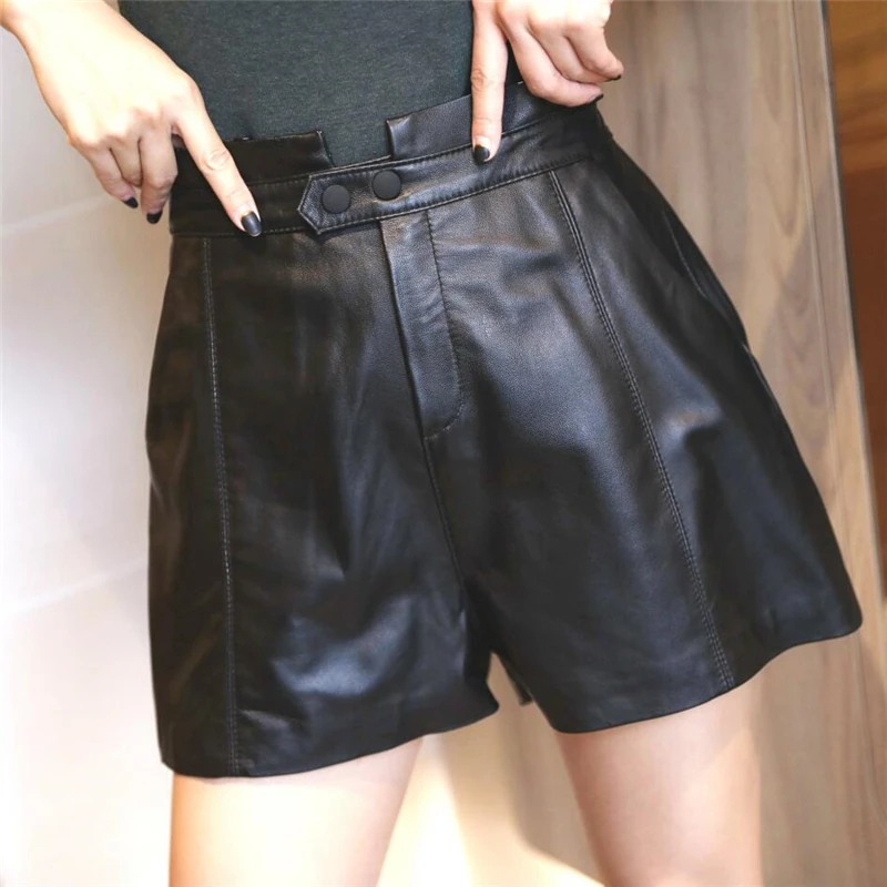 

YR!Free shipping,fashion soft sheepskin shorts.women street genuine leather shorts.Brand lady sexy leather shorts,sales.