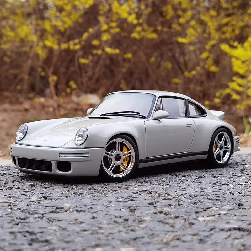 

1:18 ALmost Real RUF SCR 2018 AR Plausible Alloy Car Model Adult Gift Toy Original Box Collection