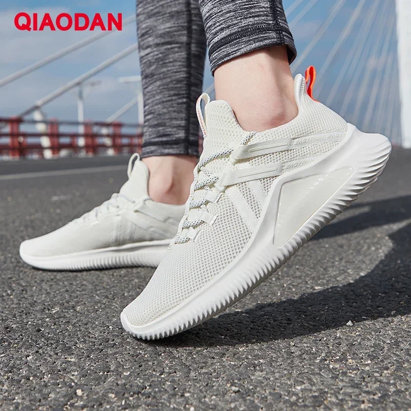 QIAODAN – chaussures de course légères pour femmes, baskets de sport confortables respirantes avec coussin, 2023