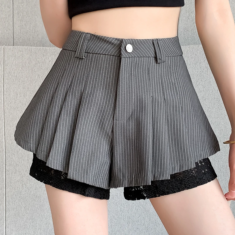 QOERLIN Fashion Lace Patchwork Pleated Shorts Women 2024 Summer New High Waist Elegant Casual Black White Shorts with Liner Girl