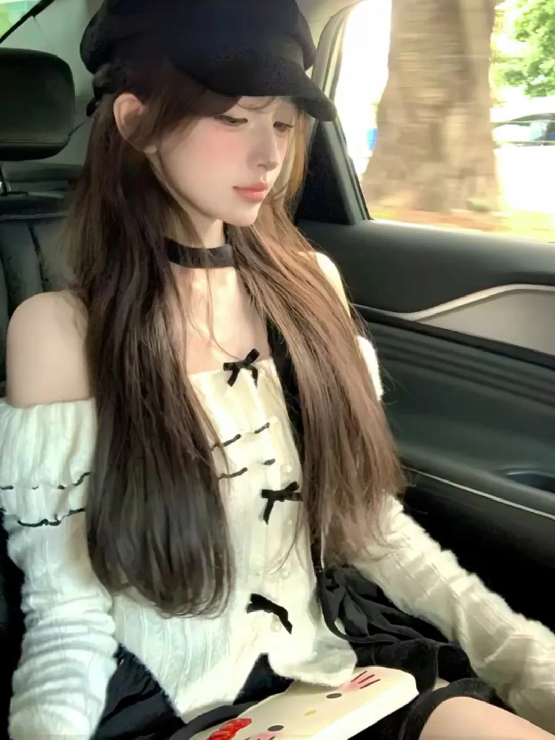 

Осенне-зимний новый стиль: элегантный кружевной комплект из двух предметов с длинным рукавом, укороченной юбкой и топом с завышенной талией для женщин, модный, стройнящий.