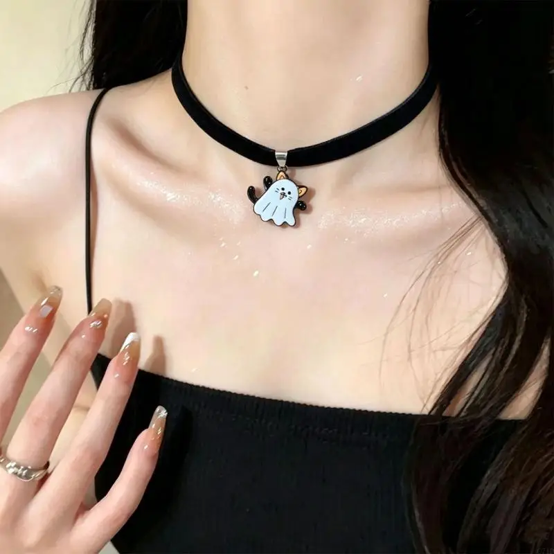  Cartoon Pendant Halloween Necklace for Women, Black Neck Band Party Accessory for Dress-Up Looks and Photo Styling