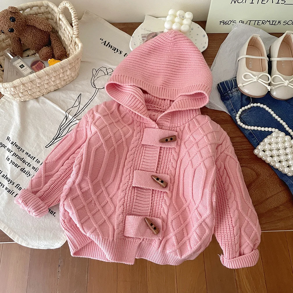 Girls' Autumn and Winter Sweater Children's Fashion Cow Horn Buckle Hooded Top Girls' Cardigan Children's Knitted Sweater