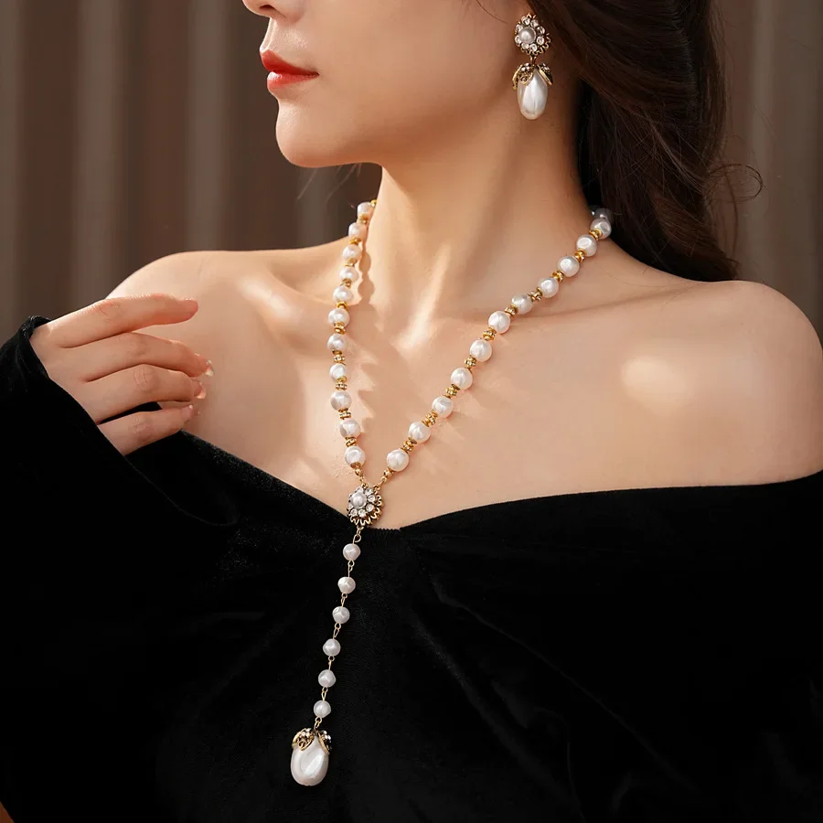 مجموعات مجوهرات اللؤلؤ الزهور خمر للنساء الفضة إبرة إسقاط أقراط الراقية الرجعية 2025 قلادة إكسسوارات عقد مجموعة