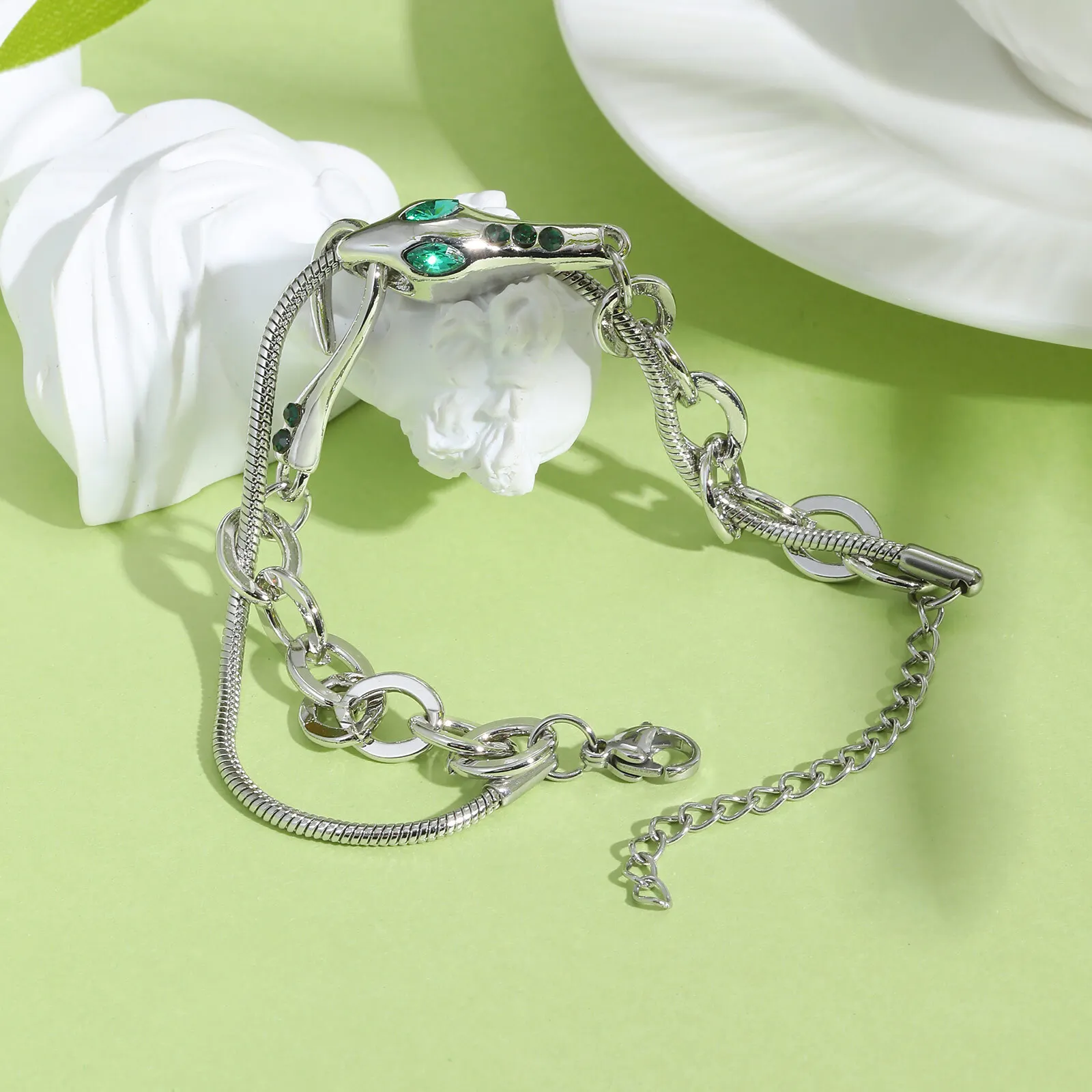 Vnox الفولاذ المقاوم للصدأ سلسلة بسيطة سوار للنساء الفتيات، الأخضر العينين الأفعى على شكل تصميم فاخر أساور فضية اللون مجوهرات #6