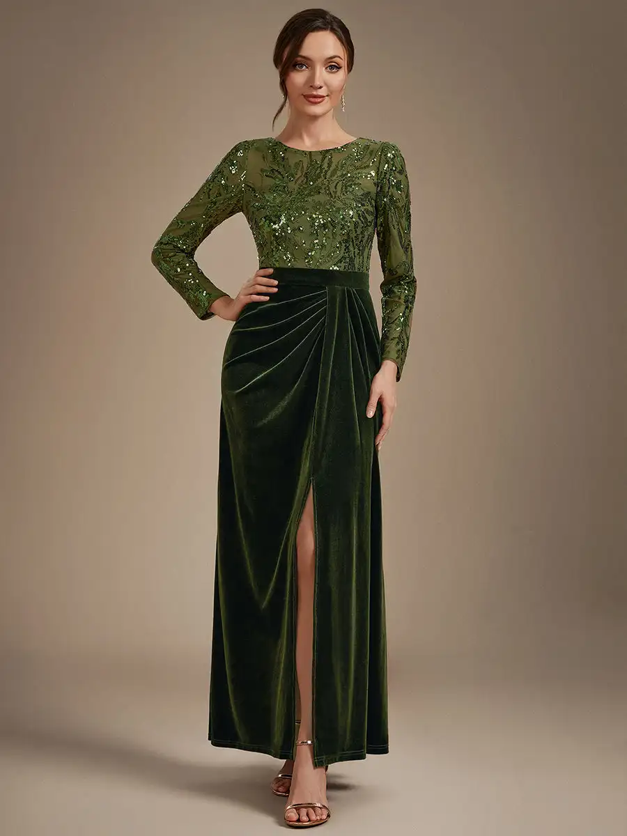 robes-de-soiree-en-velours-a-manches-longues-col-rond-et-coupe-fourreau-ornees-de-sequins