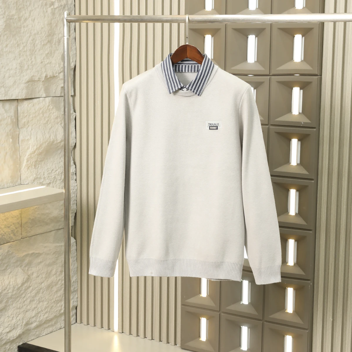 

Удобный теплый мужской вязаный свитер в полоску с воротником-стойкой, модный повседневный, с длинным рукавом, из полиэфирного волокна