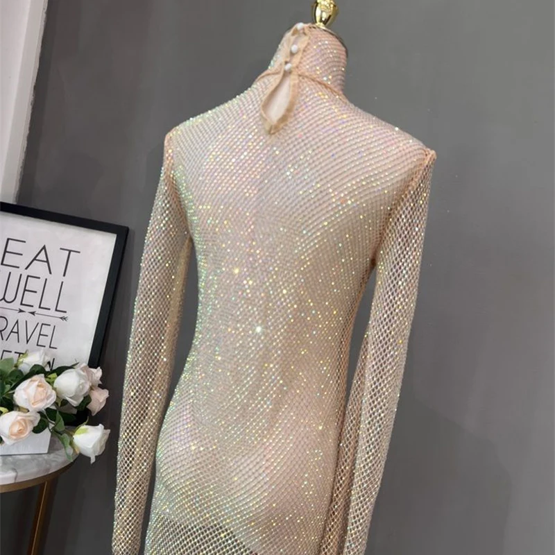 Damen Glänzendes Strass-Mesh-Midikleid mit Rollkragen, Langen Ärmeln, Durchsichtiges Bodycon-Kleid, Sexy Schlankes Party-Nachtclub-Abendkleid – Detail 9