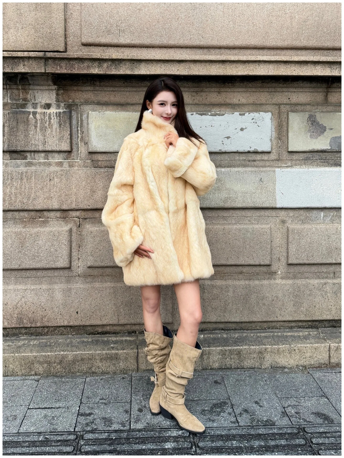 Hot Selling Women Lapel Collar Real Rabbit Fur Coat Mid‑Long Real Fur Jacket Luxury Warm Winter Rabbit Fur Overcoat
