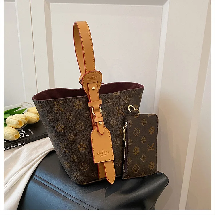 

Artistic Print Bucket Bag 2026, Vintage-Inspired Large Tote, Reversible Shoulder & Top Handle Purse, Unique Women's Bag