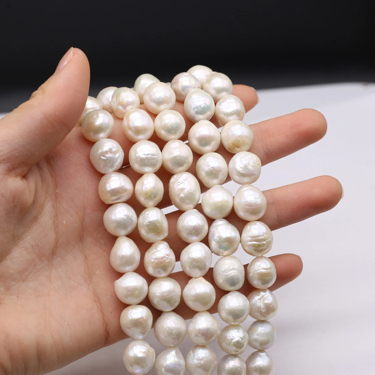 

Natural Freshwater Pearls White Baroque Near Round Bead Ladies Christmas Gift for Jewelry Make DIY Necklace Bracelet Accessories