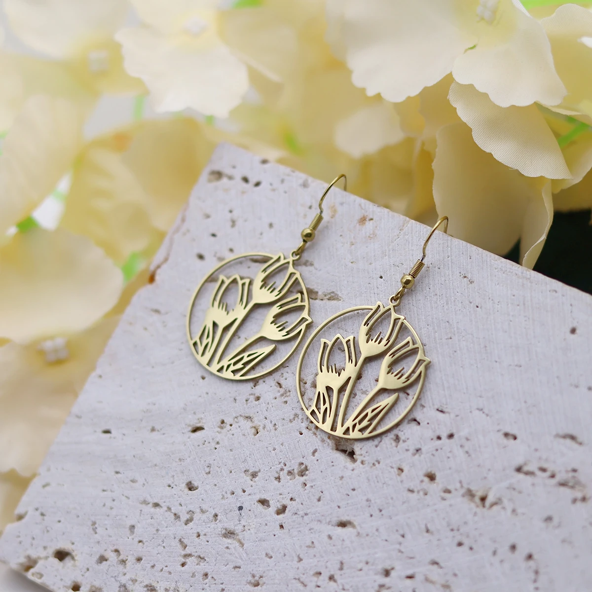 Kinitial Stainless Steel Artistic Cutout Tulip Dangle Earrings For Women Femele Simple Plant Flower Ear Jewelry Gift New view 3