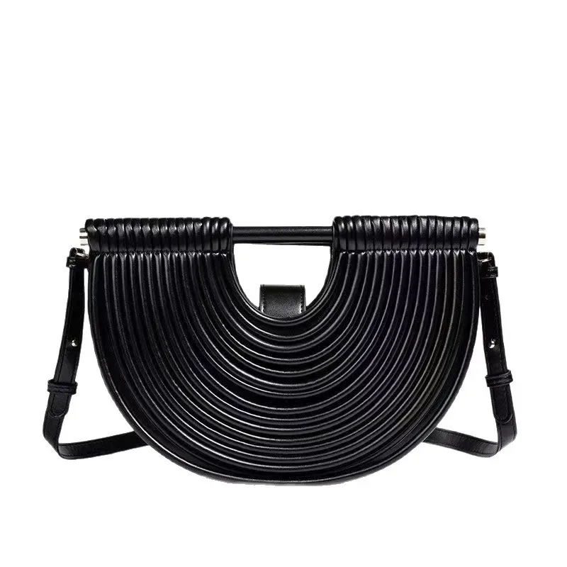 sac-a-langer-elegant-en-cuir-avec-logo-lettre-sac-bandouliere-minimaliste-haut-de-gamme-sacoche-carree-unique-pour-les-loisirs-et-les-soirees
