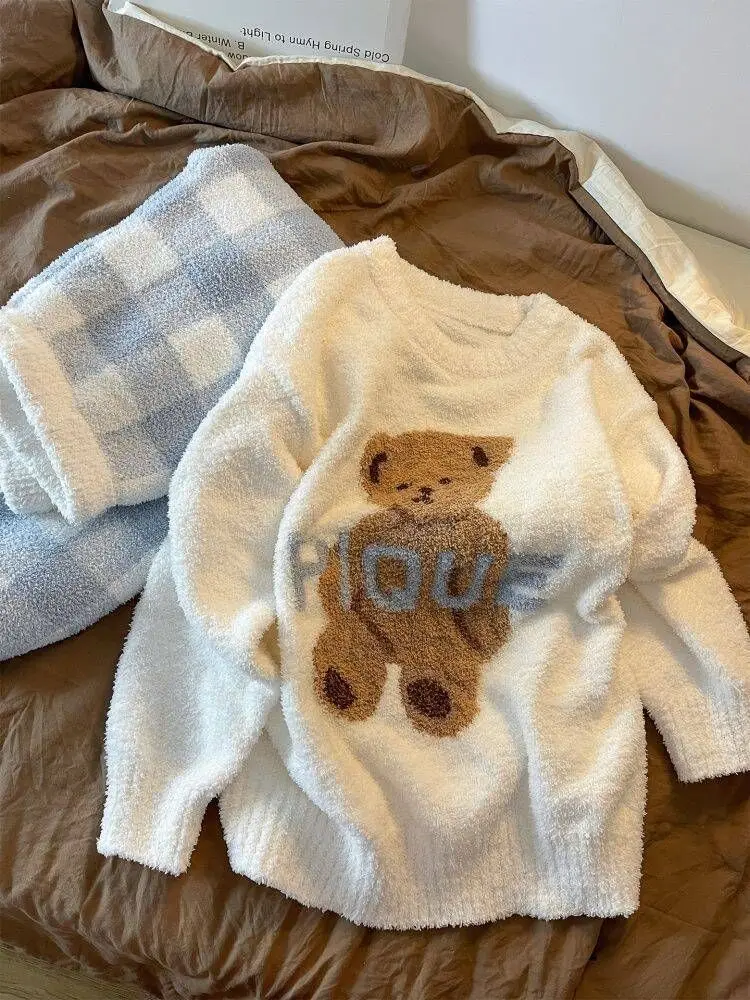 Women's Coral Fleece Sleepwear Half Velvet Leisure Home Clothes Set Bear Pattern Autumn Winter Warm Soft Cartoon Style Pajamas