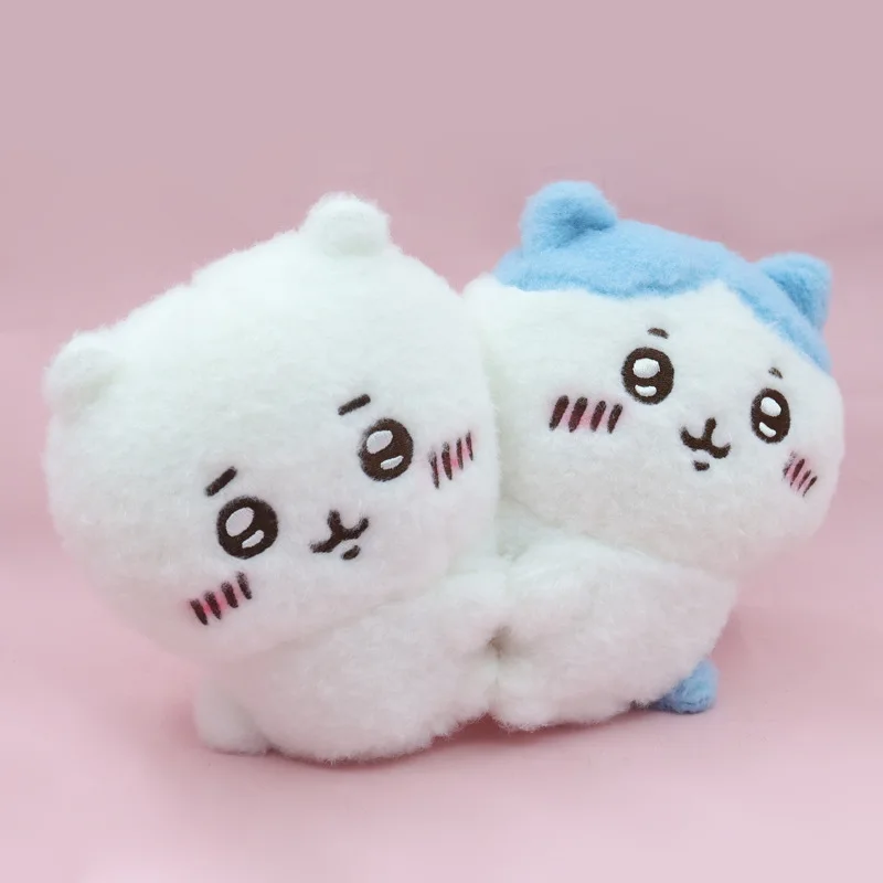 Cute Chiikawas che abbraccia peluche bambola portachiavi ciondolo Kawaii soffice morbido farcito diavolo giocattolo zainetto Decor regalo di festa Adorkable