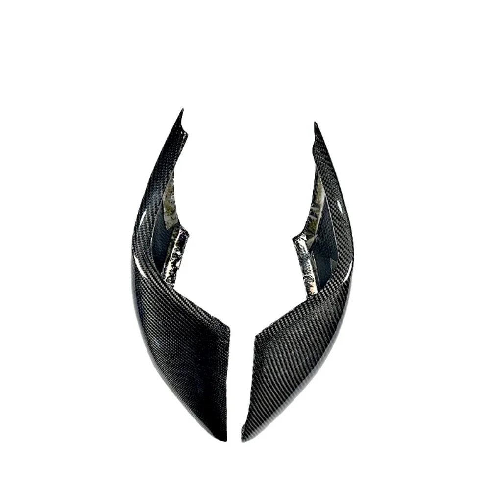 Carbon fiber side panels for the rear seat cowl—premium aftermarket parts compatible with QJMOTOR SRK 921 / 921RR.