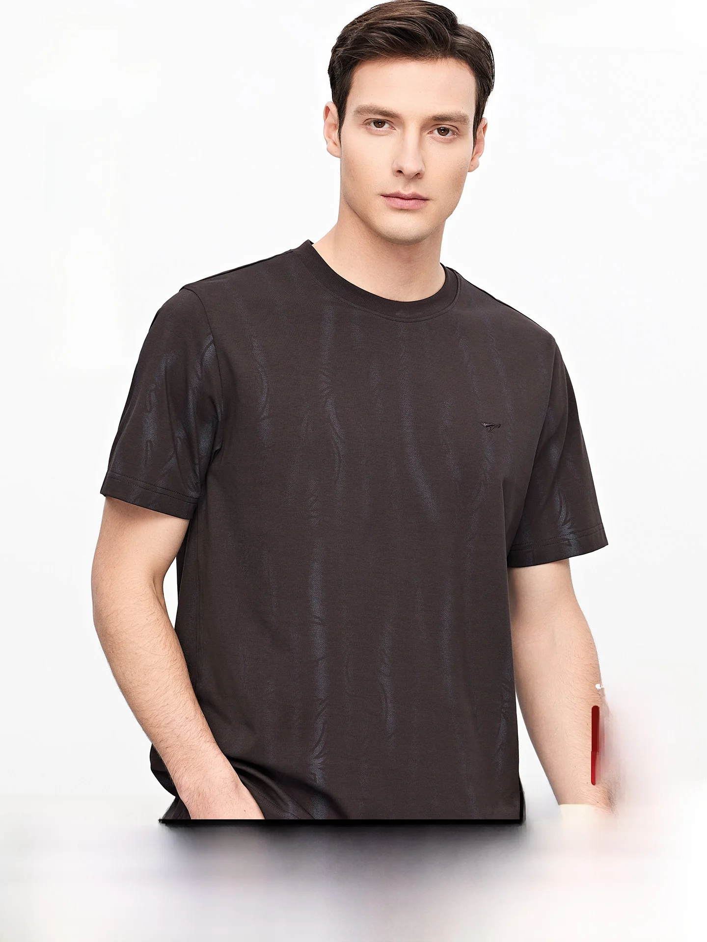 Camiseta Masculina Seventeen Wolves de Manga Curta com Toque Fresco, Gola Redonda Respirável, Amigável à Pele, Nova Chegada de Verão para Homens de Meia-Idade