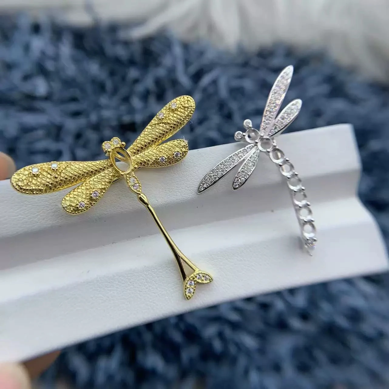 

MeiBaPJ Inlay 4*6mm Oval 2mm Round GemStone S925 Sterling Silver Dragonfly DIY Empty Brooch Holder Women Fine Jewelry Accessory