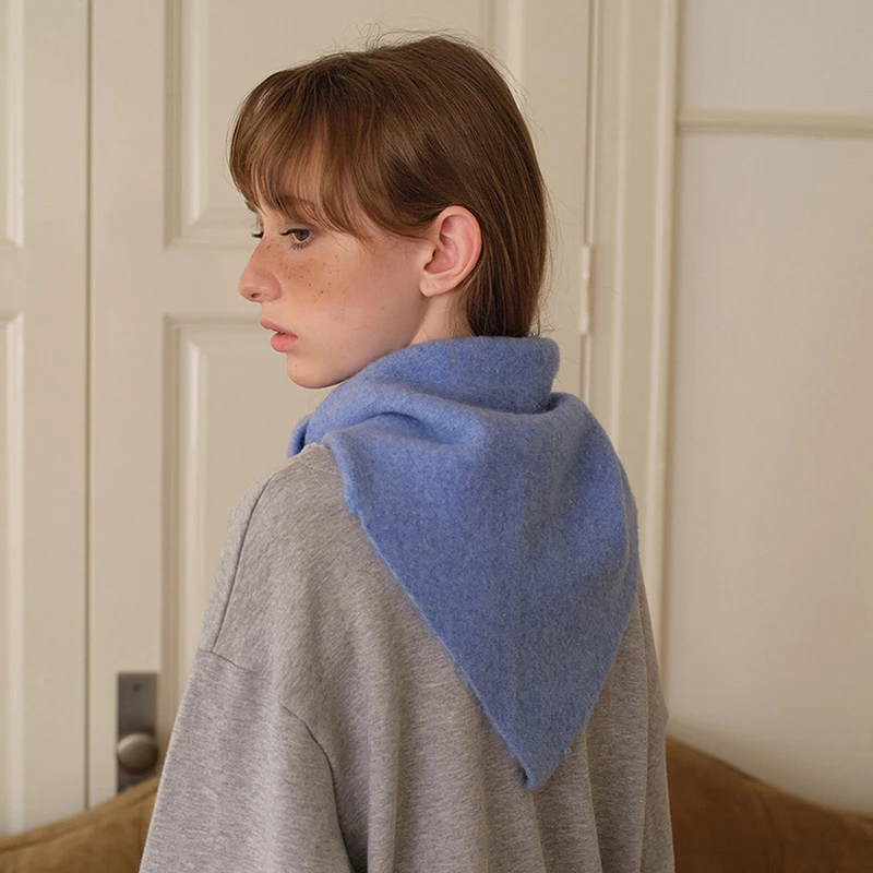 

Korean Style Niche Wool Knitted Triangular Scarf Women British Headscarf Knitted Scarf Multi-Functional Warm Knitted Scarf