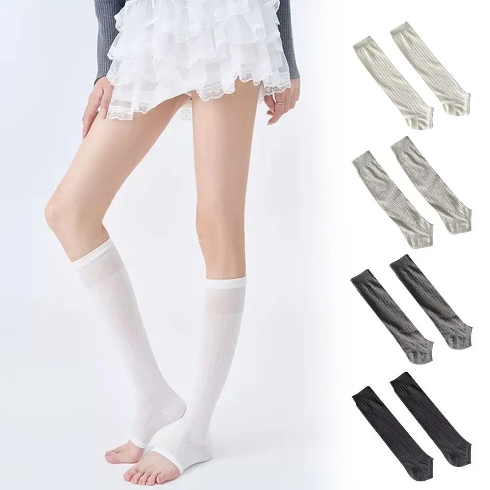 

New Cotton Vertical Stripes Leg Socks High Tube Breathable Calf Socks Comfortable Women Daily Sock