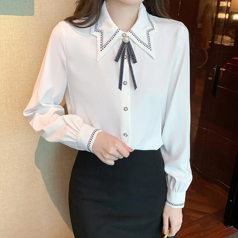 Fashion White Long Sleeve Button Blouse Spring New Solid All-match Loose Trend Shirt Tops Elegant Temperament Women Clothing