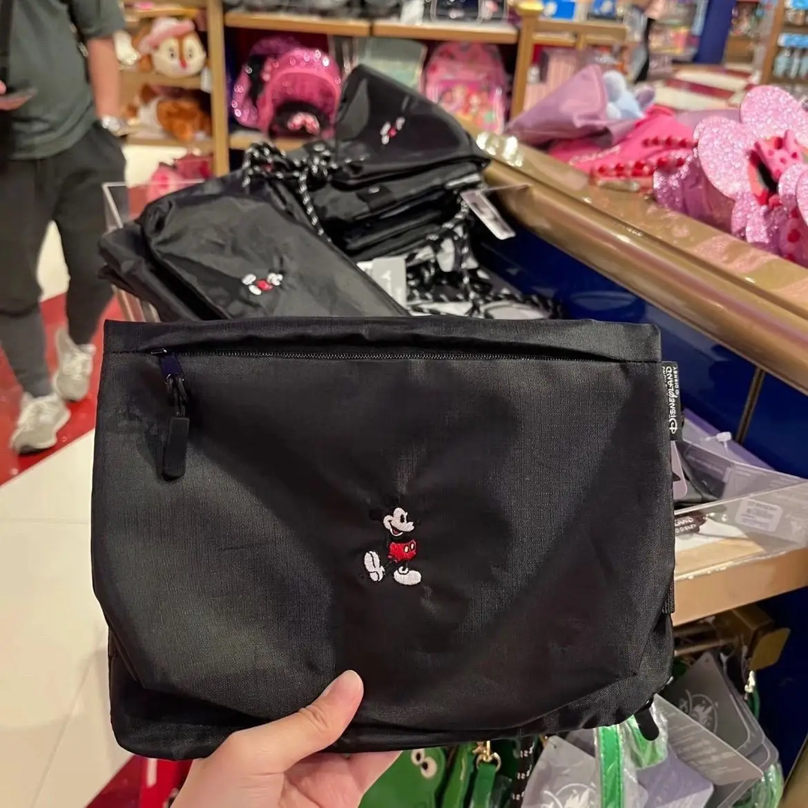 

Disney · Harbour Mickey Black Shoulder Bag Men and Women Universal Casual Versatile Crossbody Bag Travel Series