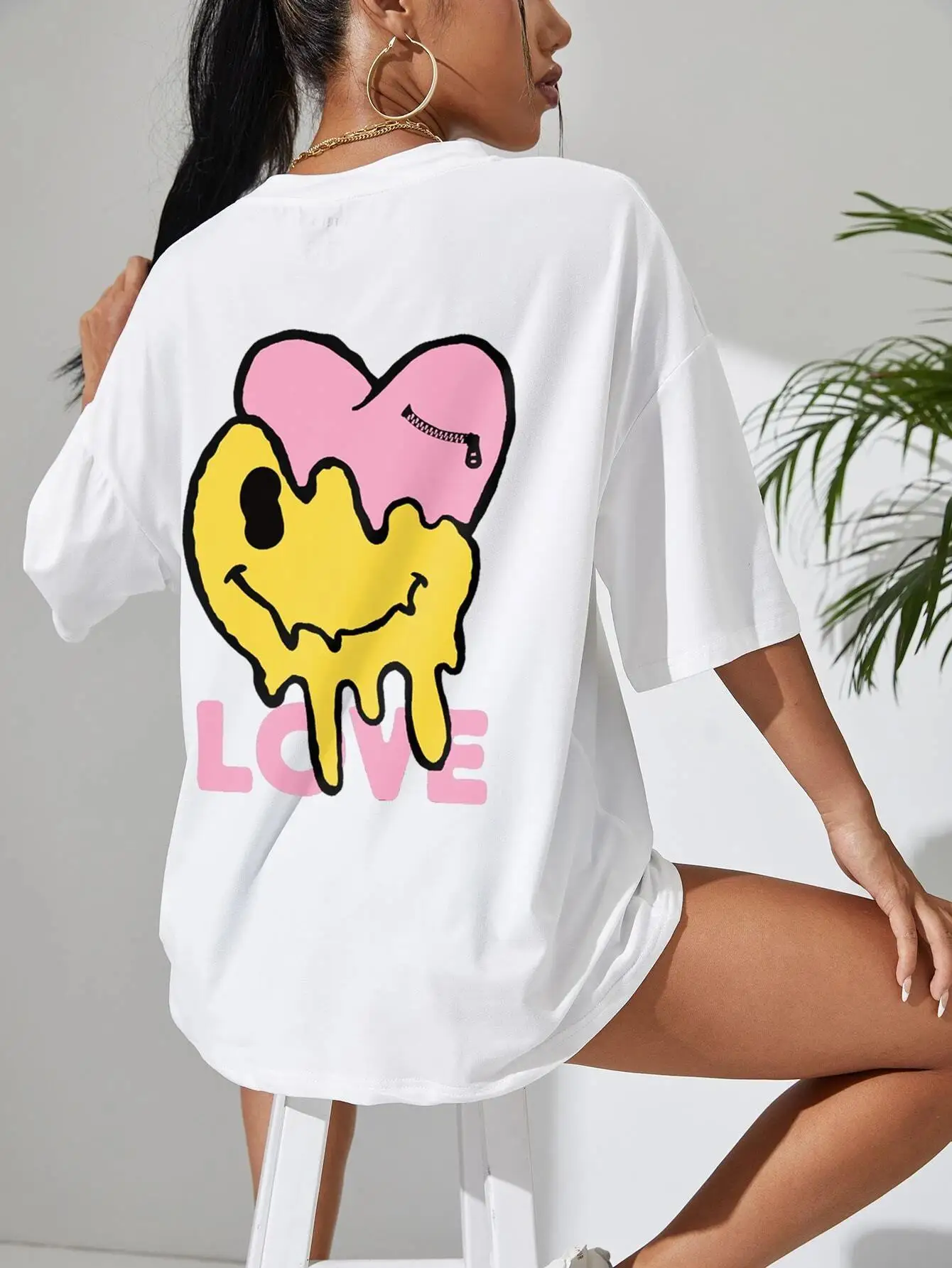 Funny Love Smiling Face T Shirt Women O-Neck Basic Street Fashion Short Sleeved Casual Loose Sport Clothes Soft Cotton Tshirt