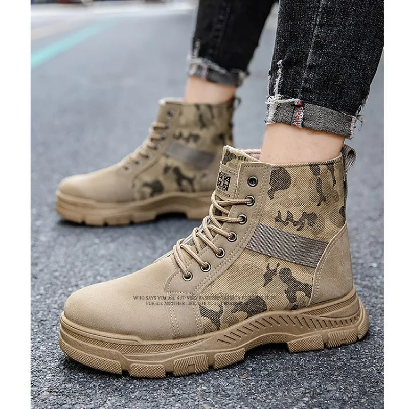 أحذية رجالية عالية الجودة على الموضة جديدة أحذية رياضية كاجوال مموهة للمشي لمسافات طويلة في الهواء الطلق مضادة للانزلاق