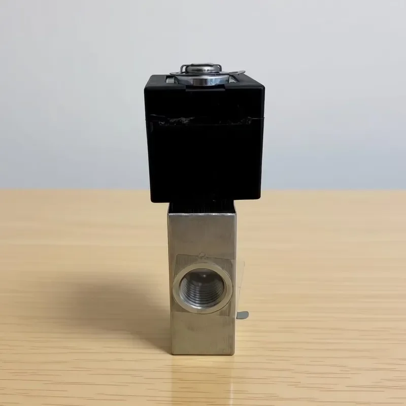 SCG327A606 24VDC Solenoid Valve, 2-Position 3-Way, Direct Acting AS/AO