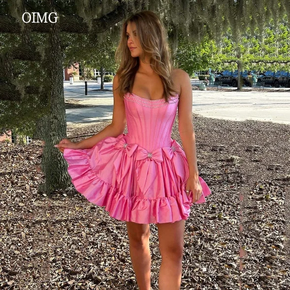 

OIMG Chic Hot Pink Bow Decoration Prom Gowns Shiny Strapless Evening Dress Mini Homecoming Dress vestidos de verano Customized