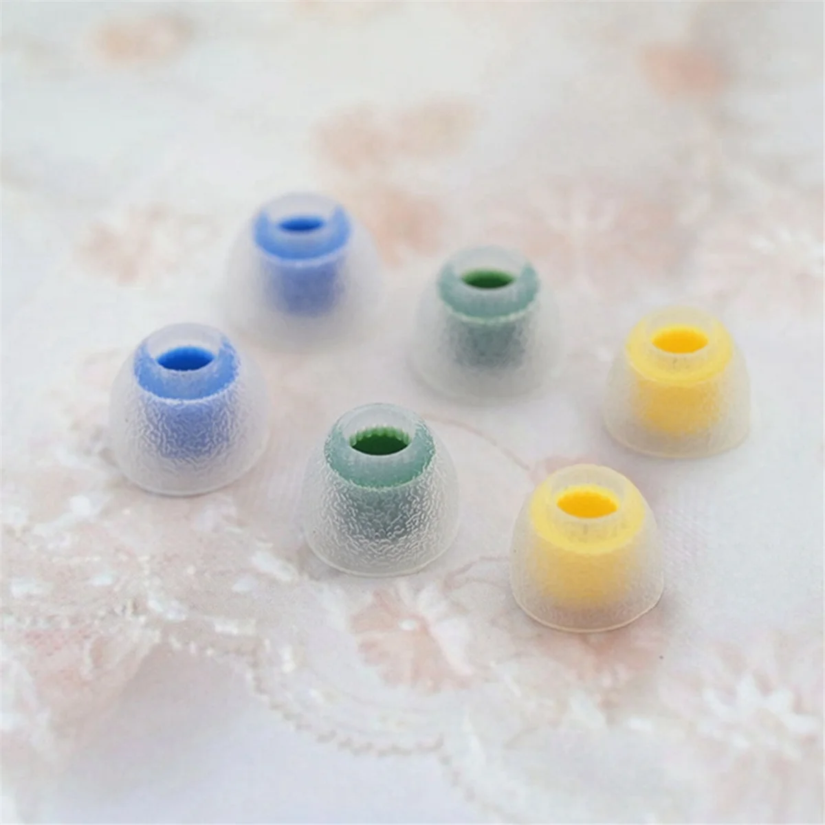 Tang Sancai Ohrstöpsel, Silikon-Ohrstöpsel, schmale Loch-Ohrstöpsel, audiophile Musiker-Kopfhörerspitzen für IEMs, matte Textur, 3 Paar (S/L/M)