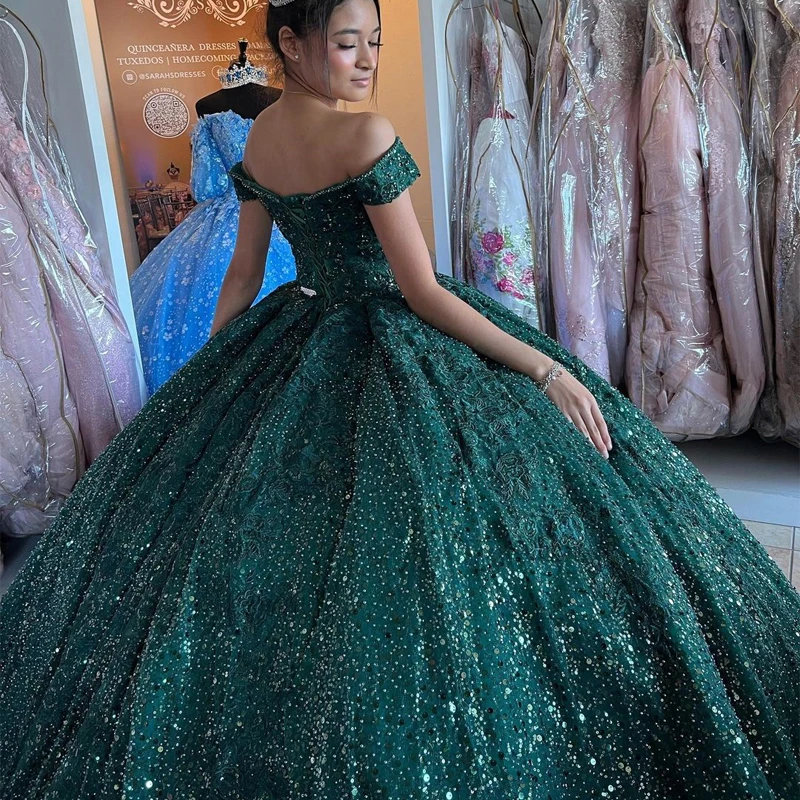 Groene sprankelende kristallen Quinceanera jurk off-shoulder applique galajurk stuk pluizige zoete prinses optocht feestjurk