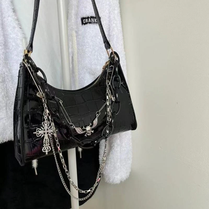 Gothic Dark Punk Underarm Bag With Skull Shoulder Bag Y2k Chain Crocodile Pattern Crossbody Bag Korean Popular Aesthetic Bags