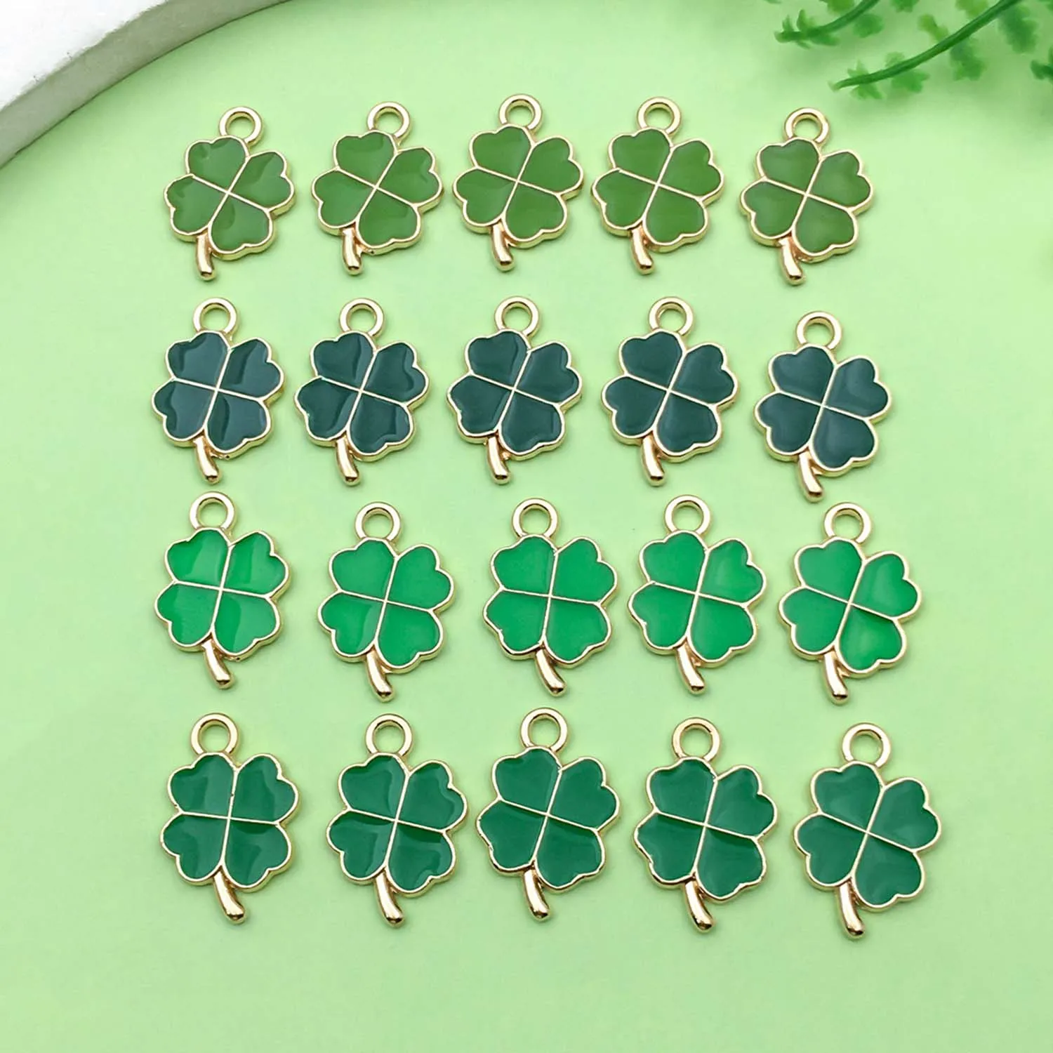 20/48pcs 11*18mm Enamel Green Four Leaf Clover Design Charms Alloy St. Patrick's Day Pendants for DIY Jewelry Making Accessories