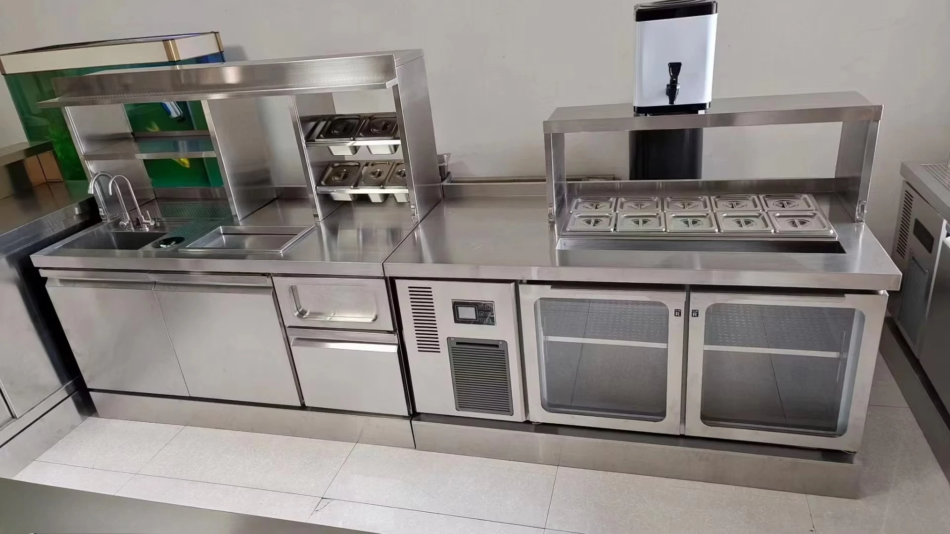 Commercial Electric Stainless Steel Milk Tea Shop Counter with Ice Well and Cocktail Station