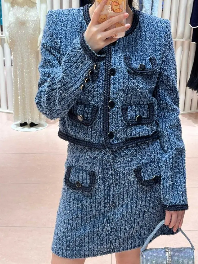 Autumn 2024 Women\'s Blue Knitted Set Contrast Color Trim O-Neck Single Breasted Long Sleeve Cardigan or High Waist Mini Skirt