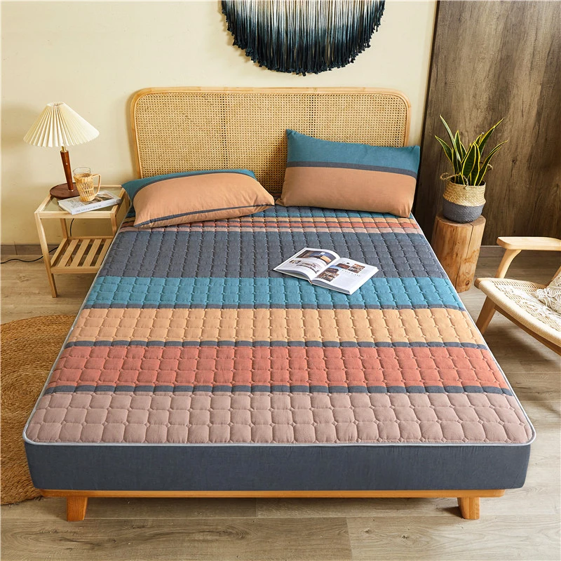 Mattress Protector Breathable Antibacterial Anti-Dust Mite Hypoallergenic Bed Cover Noiseless Non-Slip Fitted Mattress Pad Cover