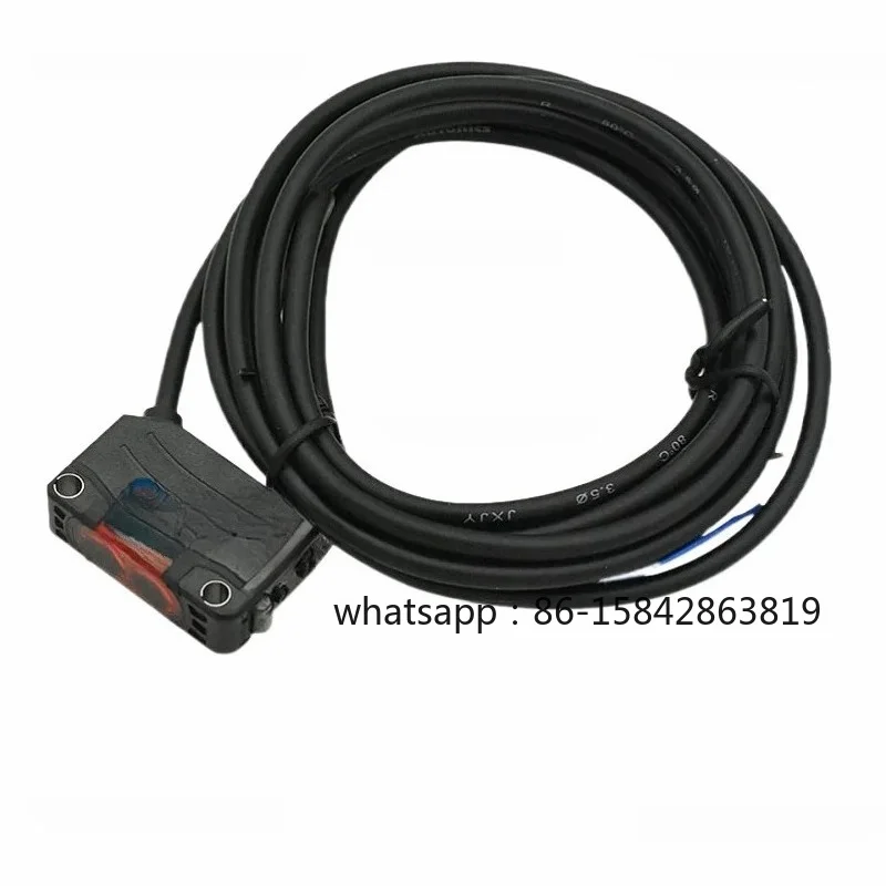 BJ100-DDT BJ300 BJ1M BJ3M-PDT-P BJ100-DDT-C-P New Small Square Infrared Photoelectric Switch